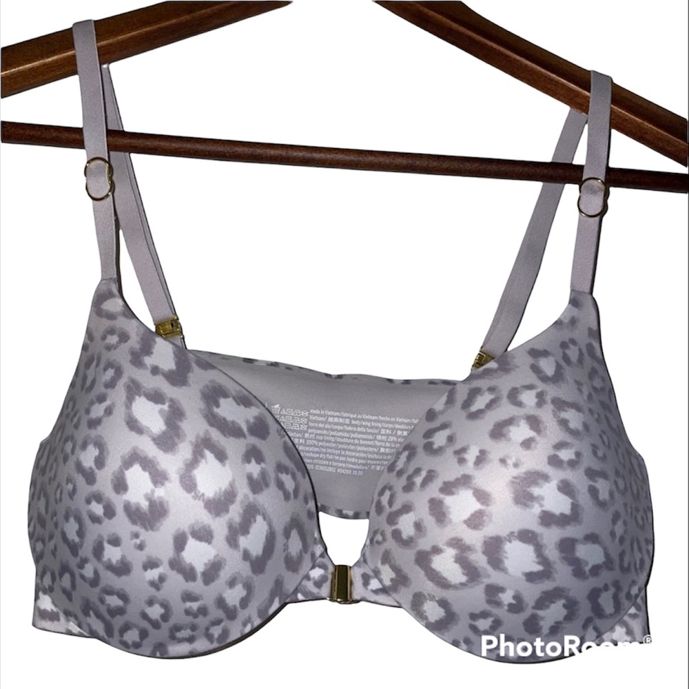 32C Incredible by Victoria Secret Lined Demi Front close bra
